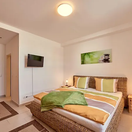 Zur Alten Stadtkellerei Otel