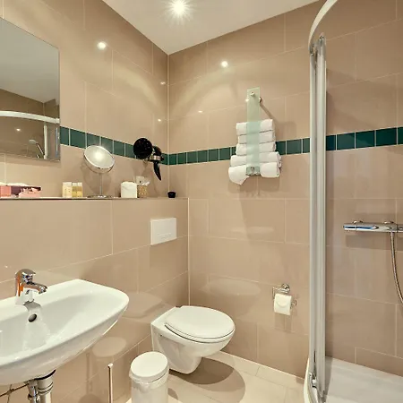 Zur Alten Stadtkellerei Otel