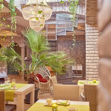 Zur Alten Stadtkellerei Otel