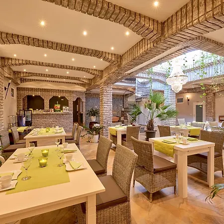 Zur Alten Stadtkellerei 3* Λειψία