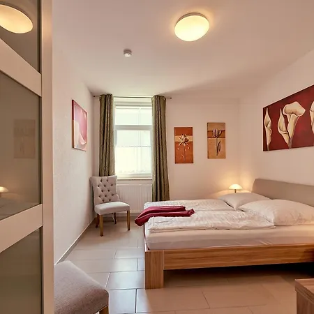 Zur Alten Stadtkellerei Otel