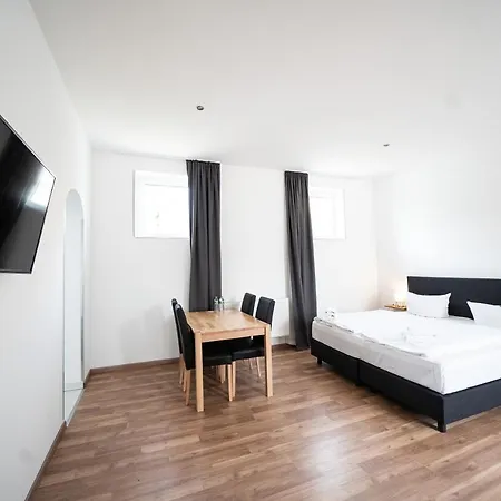 Zur Alten Stadtkellerei 3* ライプツィヒ