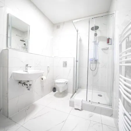 Hotell Zur Alten Stadtkellerei 3*