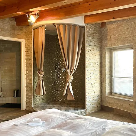 Hotel Zur Alten Stadtkellerei 3*