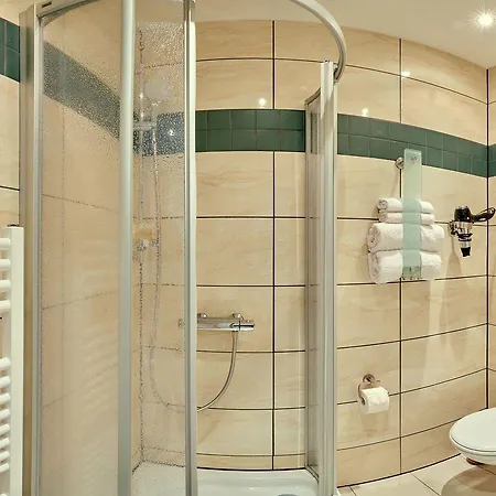 Hotell Zur Alten Stadtkellerei 3*