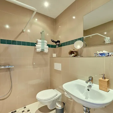 Zur Alten Stadtkellerei 3* Leipzig