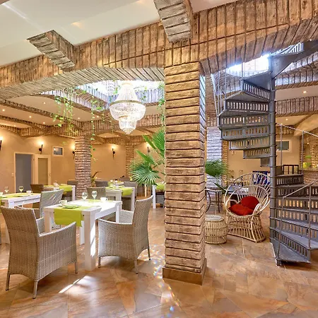 Zur Alten Stadtkellerei Hotel