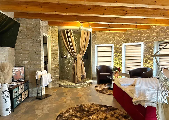 Zur Alten Stadtkellerei 3* Leipzig